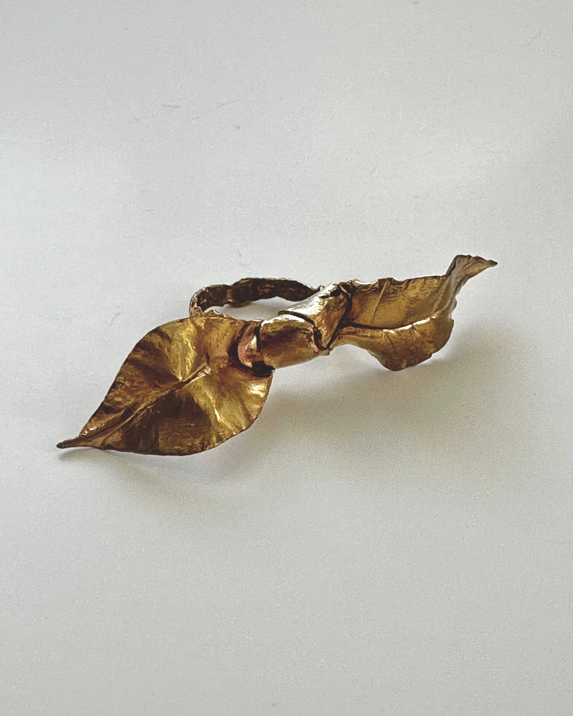 Leaf Bow Ring