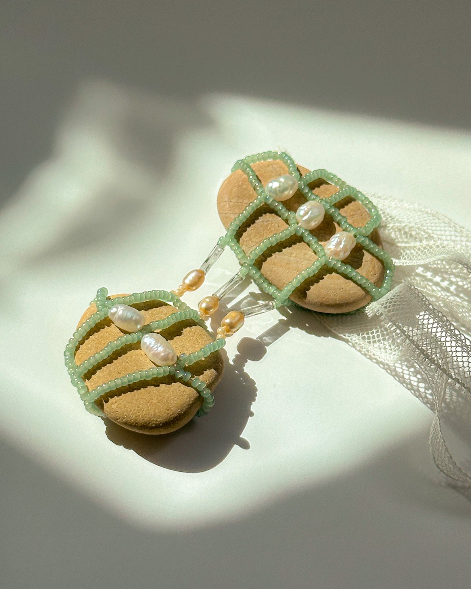 Bound Rock Necklace no.10