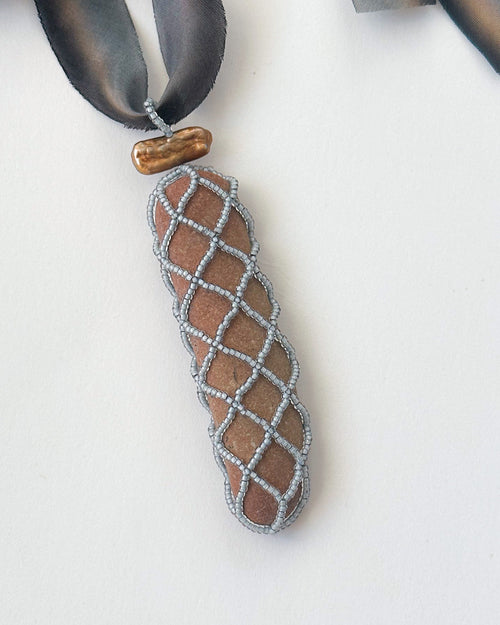 Bound Rock Necklace no.11