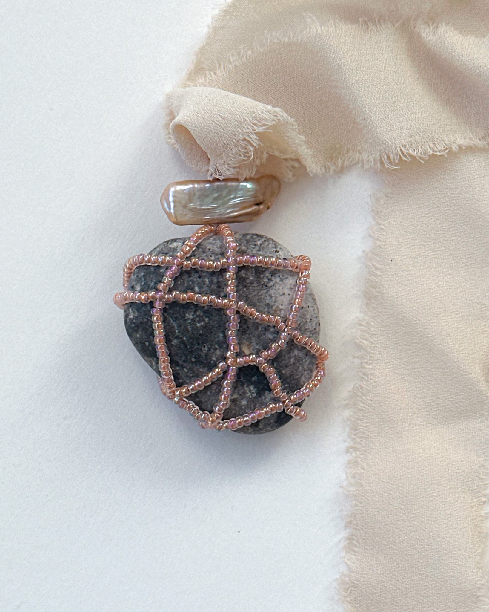 Bound Rock Necklace no.13